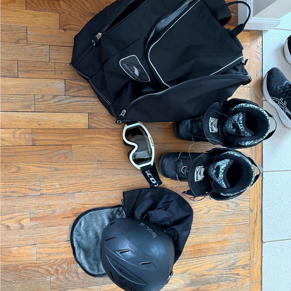 Black Ski Gear Set with Bag and Helmet